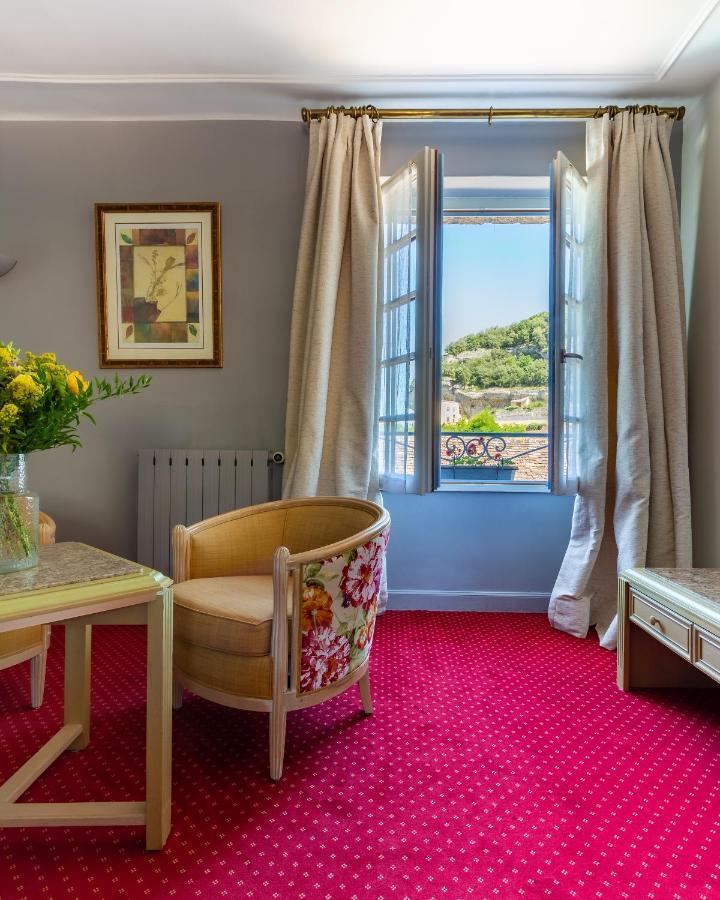 Hotel Restaurant Le Centenaire Les Eyzies Экстерьер фото