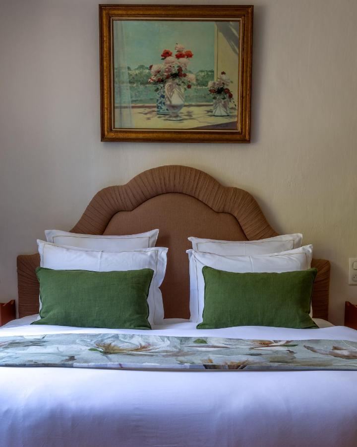 Hotel Restaurant Le Centenaire Les Eyzies Экстерьер фото